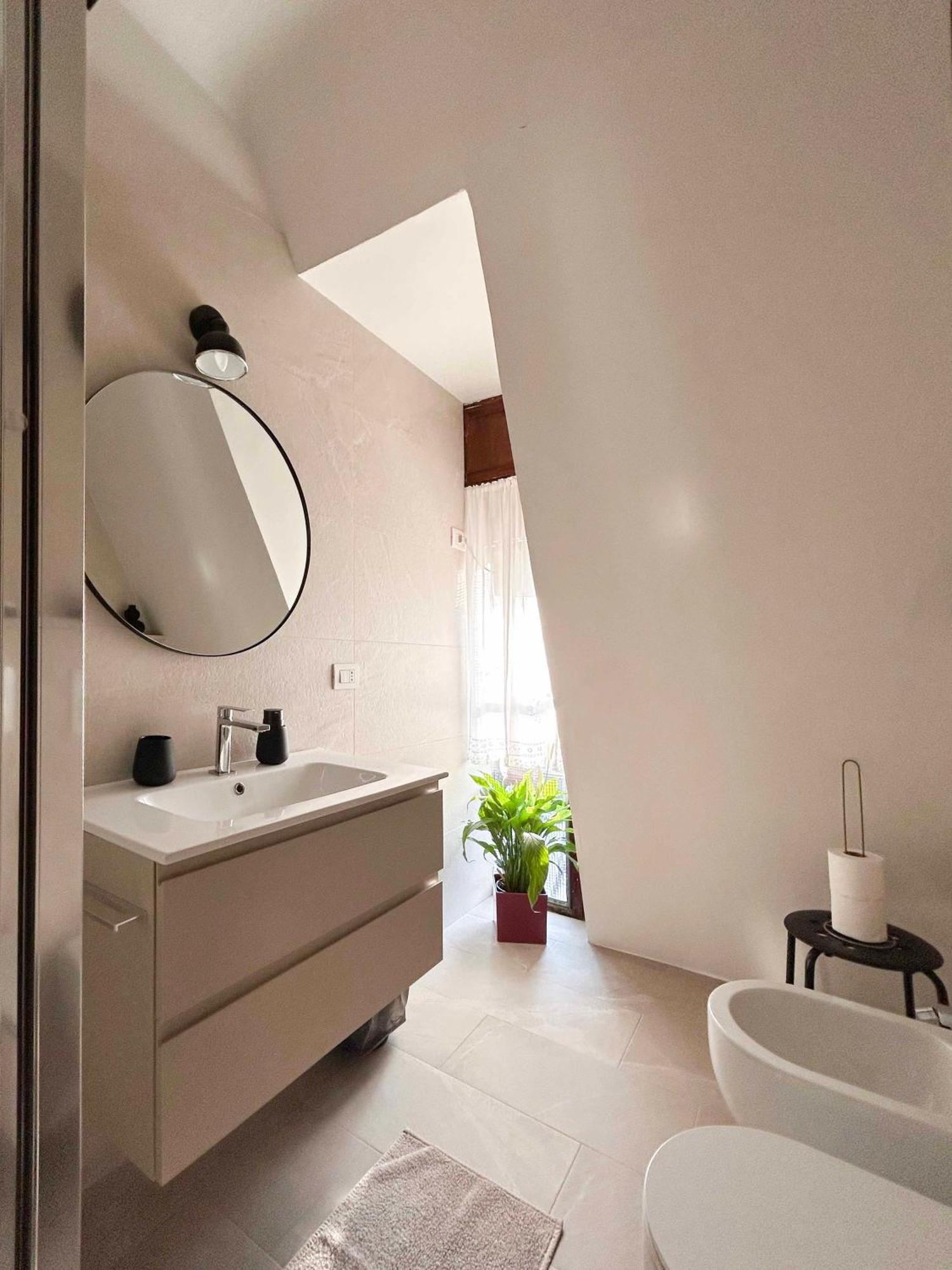 Easy Isola, For An Easy Stay Milan Luaran gambar